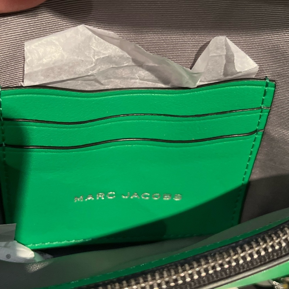 Marc Jacobs Vibrant Green Crossbody Bag - Picture 9 of 16